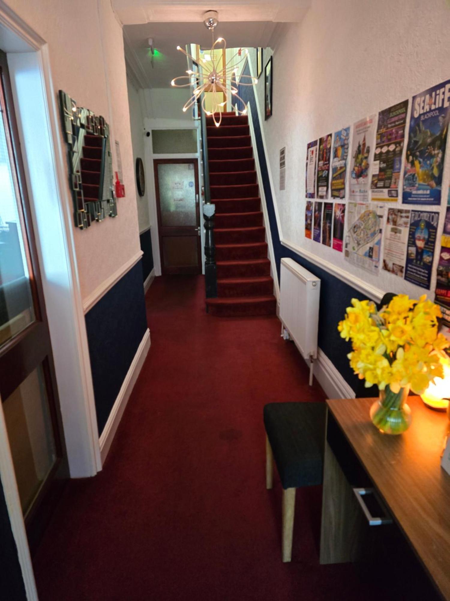 Langroyd Hotel Blackpool Dış mekan fotoğraf